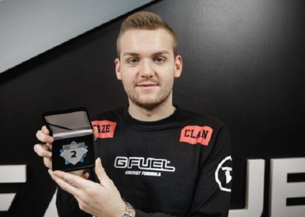 外媒统计八强赛KDA前十，LPL仅有他一人